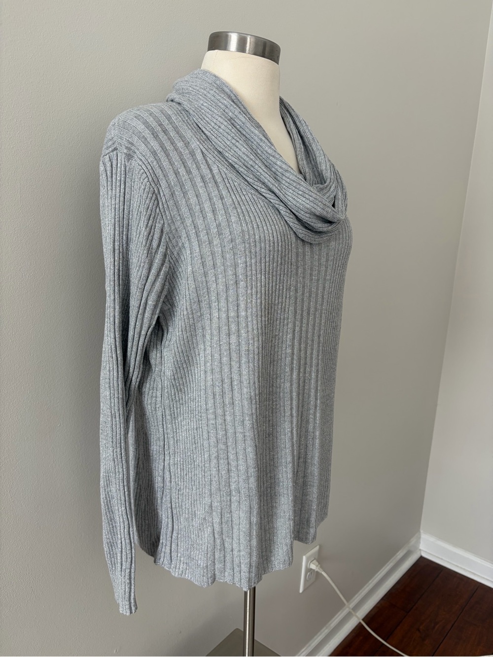 Joseph A Silver Gray Ribbed Cowl Neck Sweater XL Metallic - Picture 4 of 11